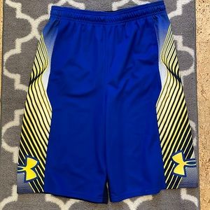 Under Armour Youth extra large basketball shorts